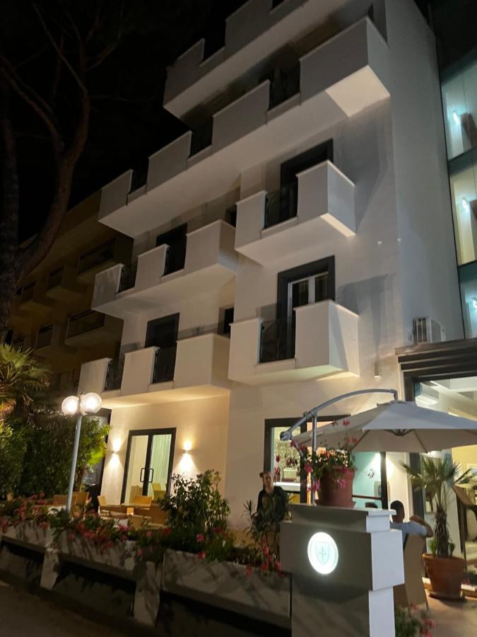 Hotel Trieste Riccione Exterior foto